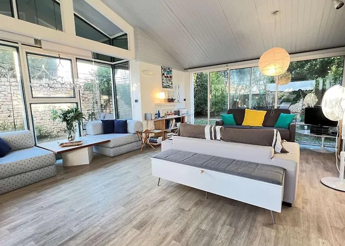 Jolie Maison Avec Jardin, Piscine Et Parking Villa Sainte-Marie-de-Ré